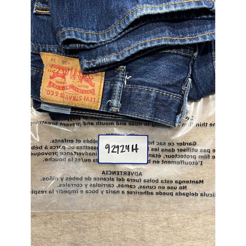 Levi's 501 Button Fly Medium Wash Straight Leg Men's Denim Jeans 38 X 34 - Picture 10 of 10
